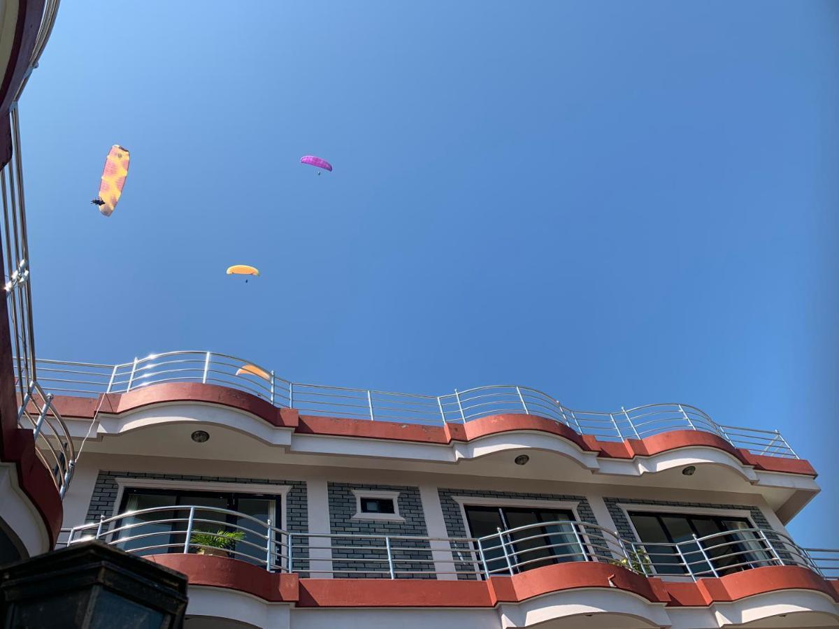 Hotel Pristine Himalaya Pokhara Extérieur photo