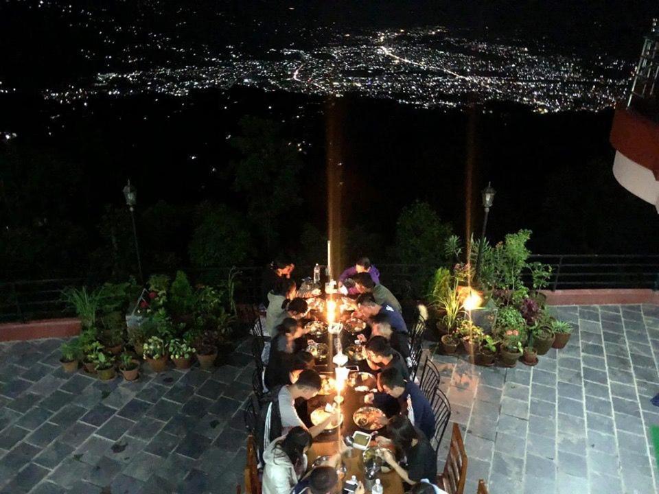 Hotel Pristine Himalaya Pokhara Extérieur photo