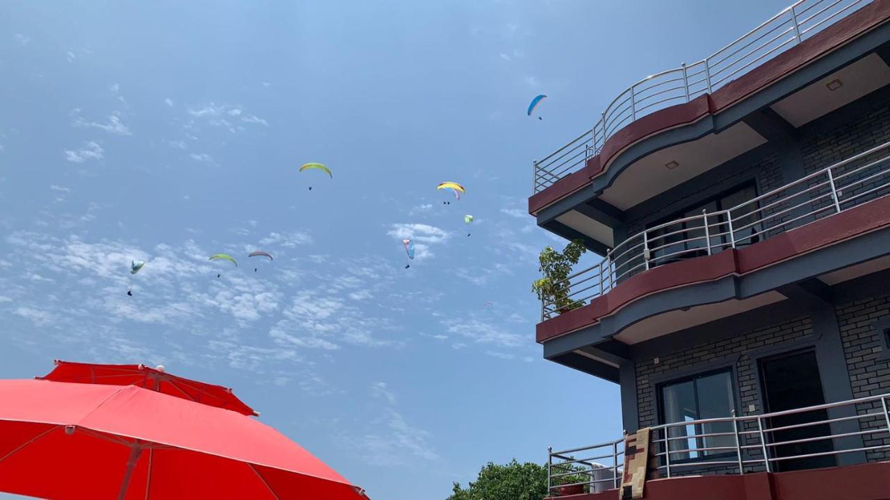 Hotel Pristine Himalaya Pokhara Extérieur photo