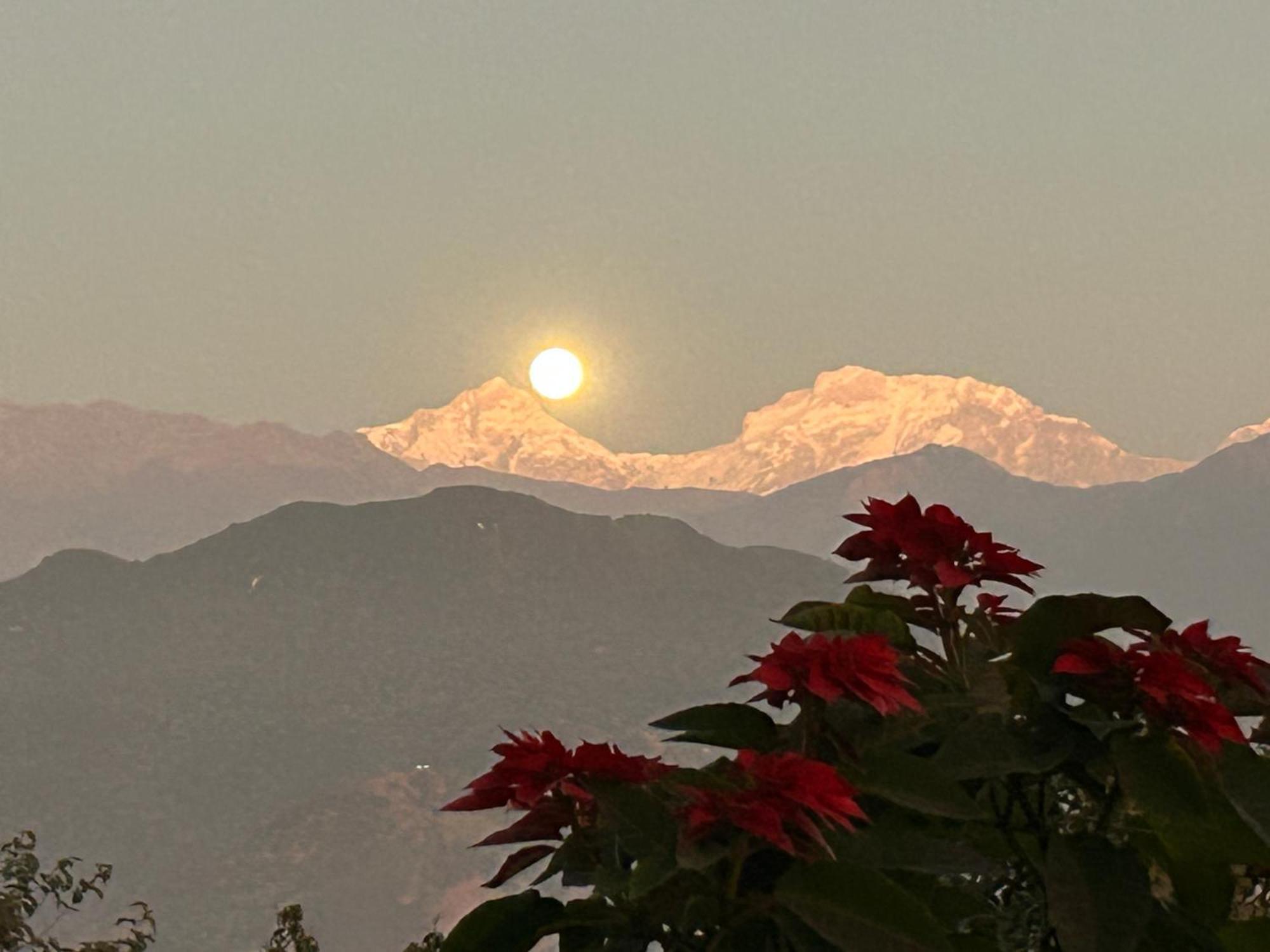 Hotel Pristine Himalaya Pokhara Extérieur photo